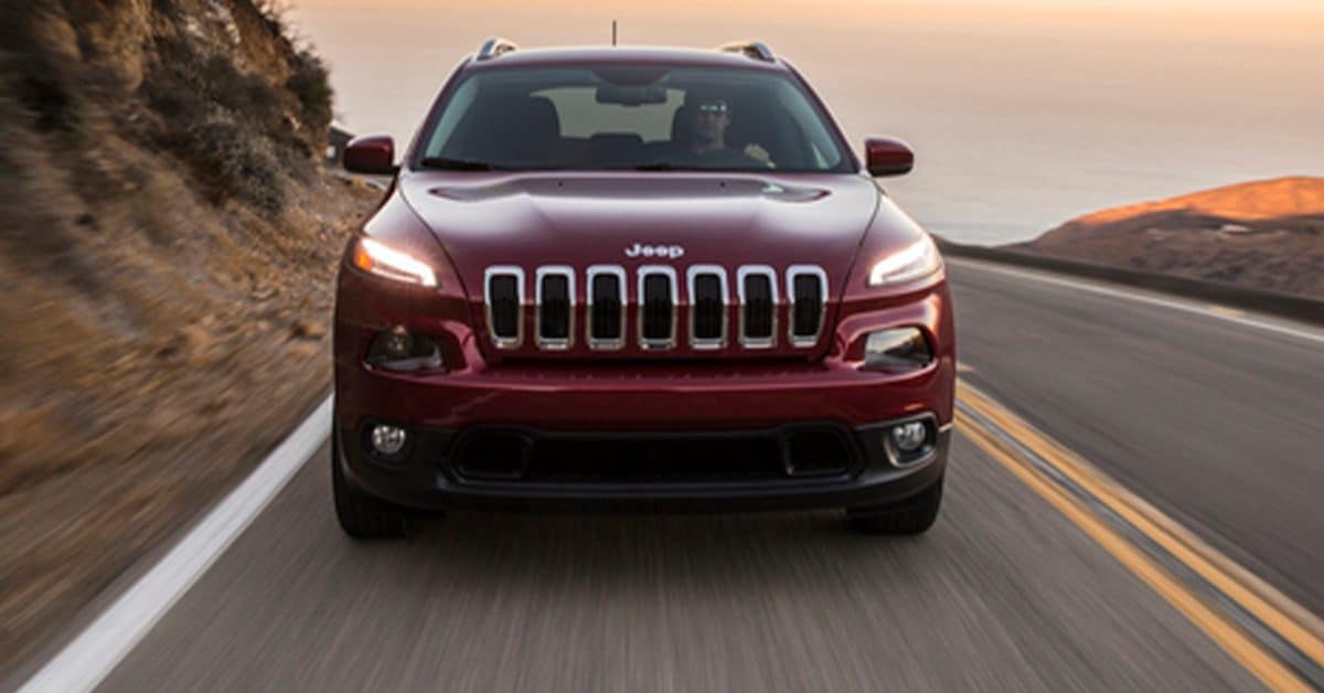 2014 Jeep Cherokee front view